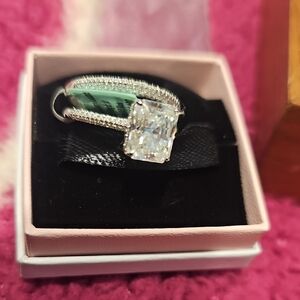 Elegant 925 Silver Moissanite Women's Ring Size 10